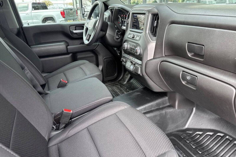 2026 GMC Sierra 2500HD Pro