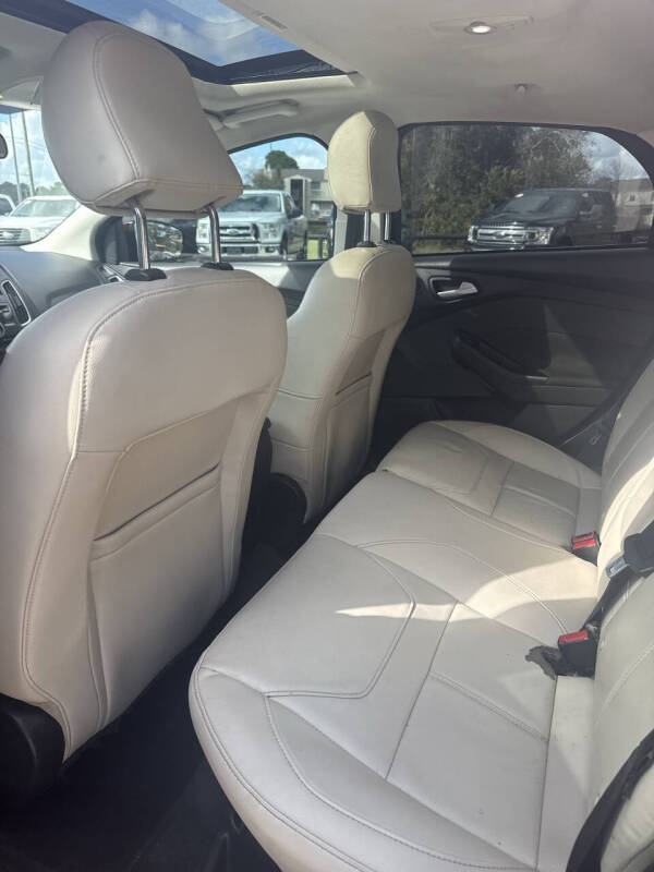 2017 Ford Focus Titanium