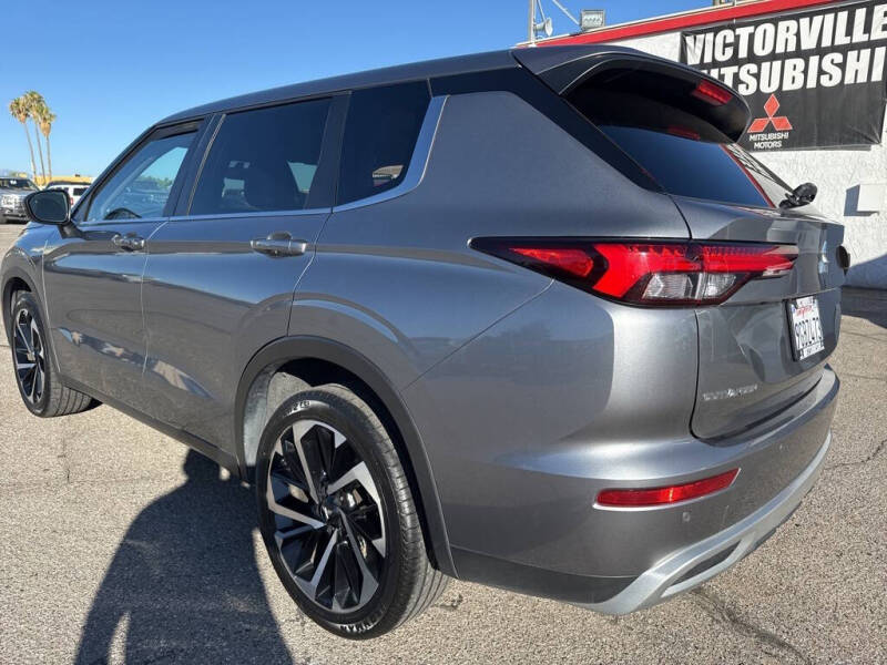 2023 Mitsubishi Outlander SE