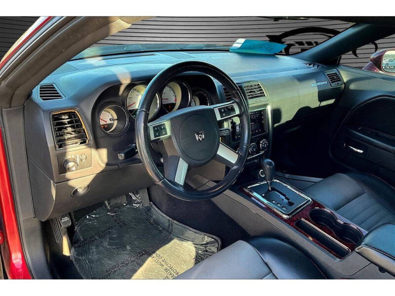 2010 Dodge Challenger SE