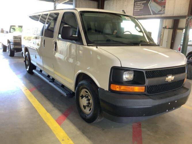 2017 Chevrolet Express LS 3500