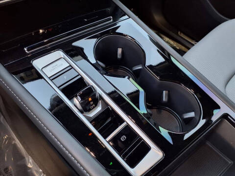 2026 Volkswagen Atlas Cross Sport SEL R-Line Black 4Motion