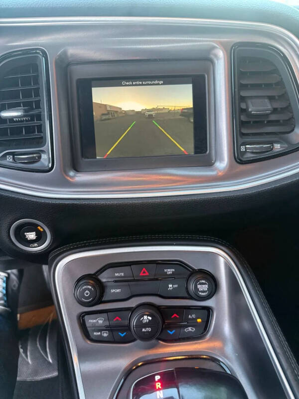 2020 Dodge Challenger SXT