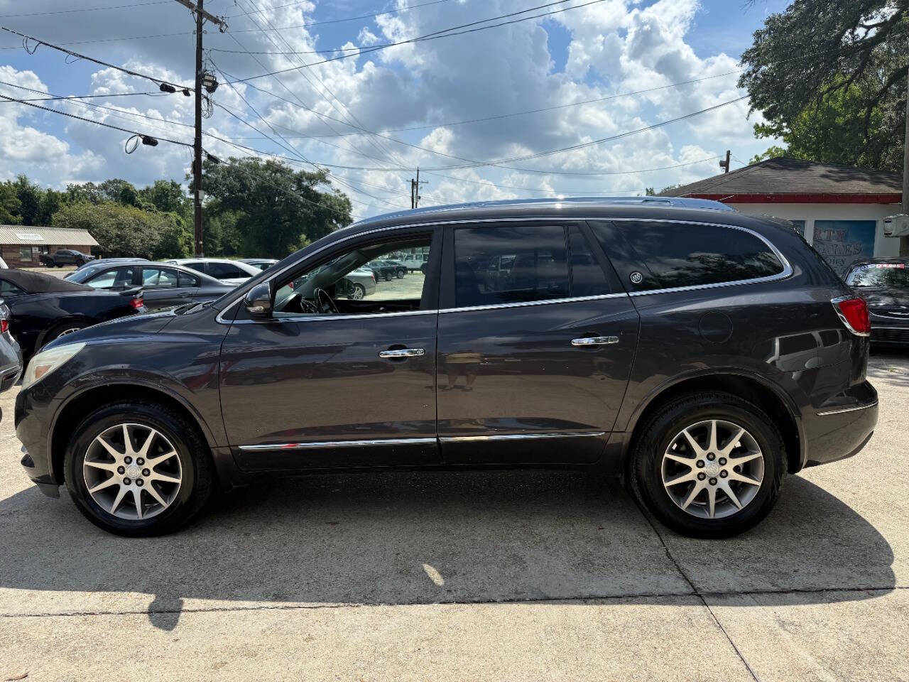 View vehicle photo 2