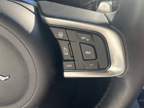 2018 Jaguar F-PACE 20d R-Sport