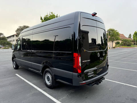 2023 Mercedes-Benz Sprinter 2500