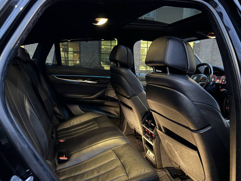 2017 BMW X6 xDrive50i