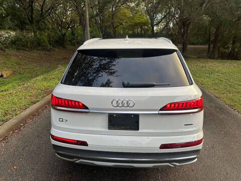 2024 Audi Q7 quattro Premium Plus 45 TFSI