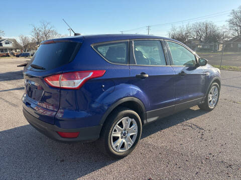 2016 Ford Escape S