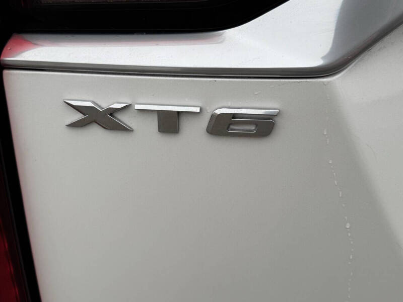 2023 Cadillac XT6 Premium Luxury