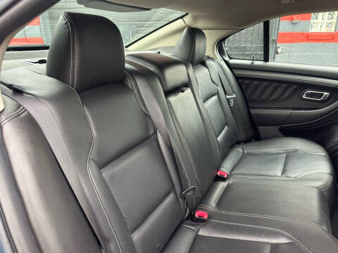 2010 Ford Taurus SEL