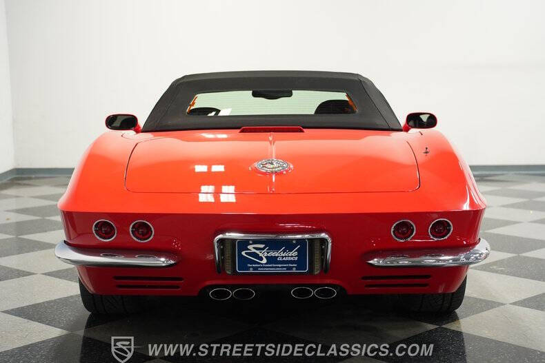 2004 Chevrolet Corvette
