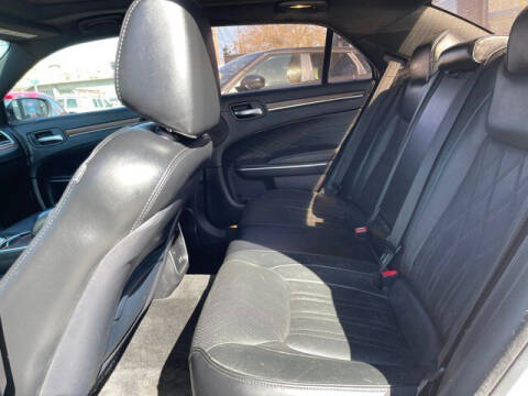 2015 Chrysler 300 C Platinum