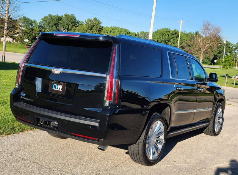 2017 Cadillac Escalade ESV Platinum