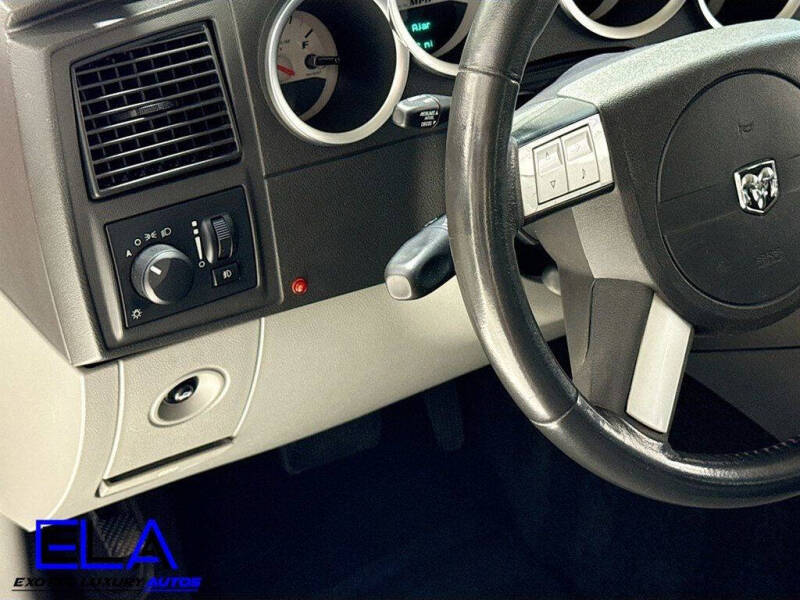 2006 Dodge Charger SRT-8