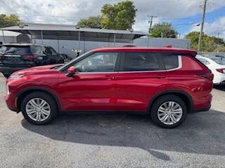 2024 Mitsubishi Outlander ES