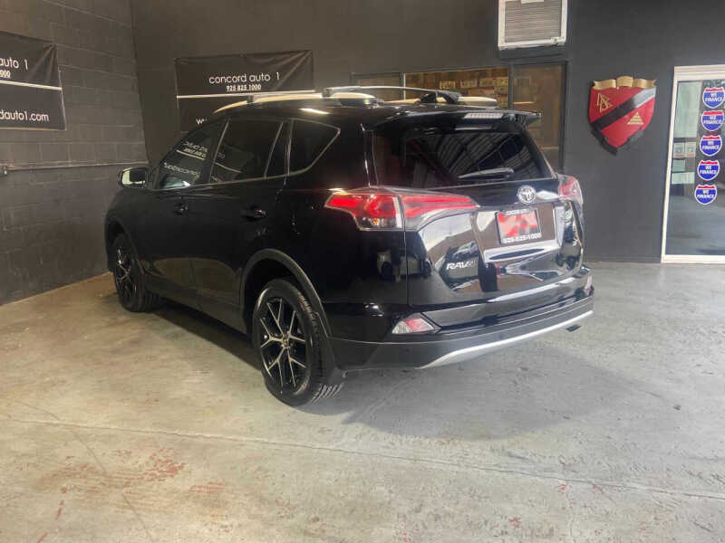 2016 Toyota RAV4 SE