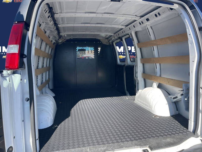 2023 GMC Savana 2500
