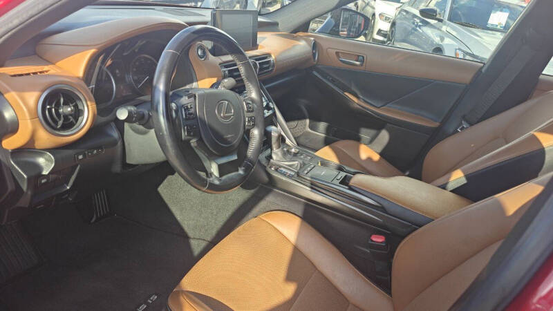 2022 Lexus IS 300