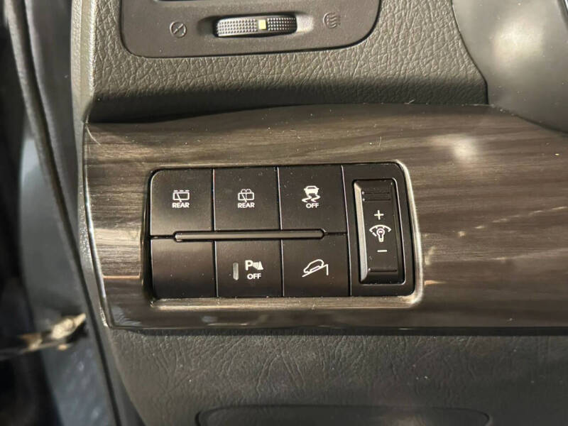 2011 Kia Sorento LX