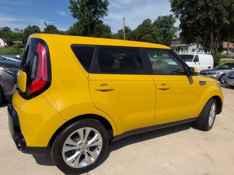 2016 Kia Soul +