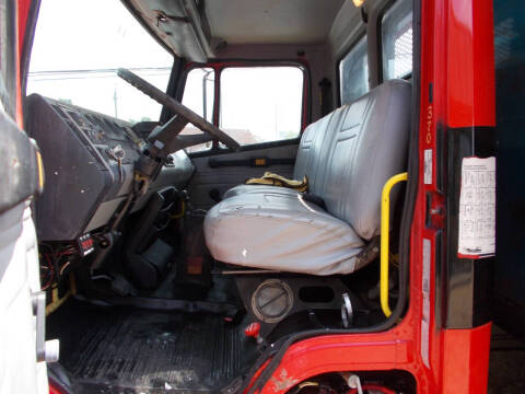 1999 Freightliner FL60