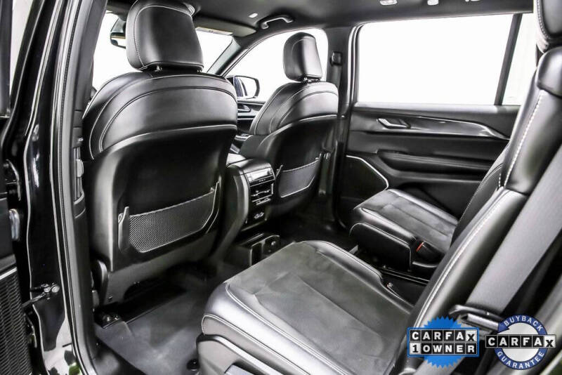 2022 Jeep Grand Cherokee L Altitude