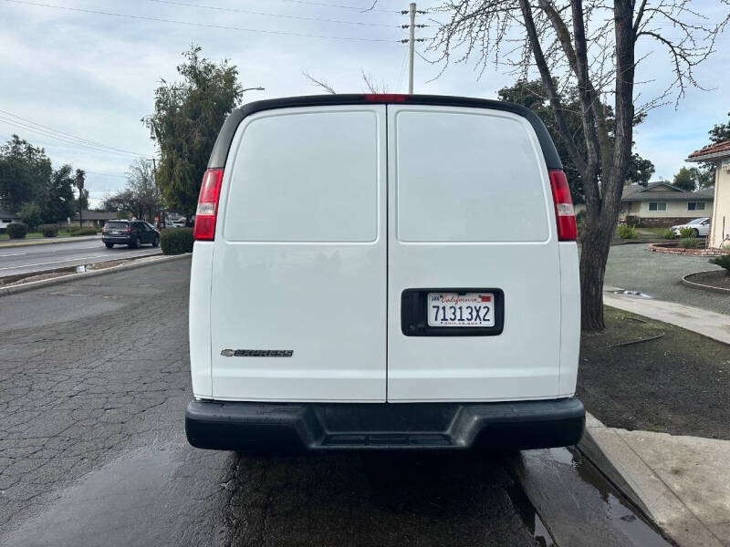 2019 Chevrolet Express 2500