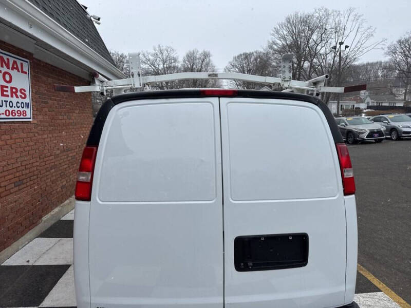 2020 Chevrolet Express 2500