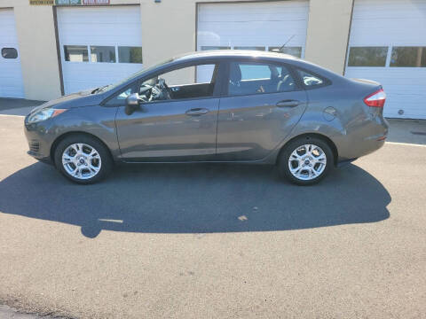 2016 Ford Fiesta SE