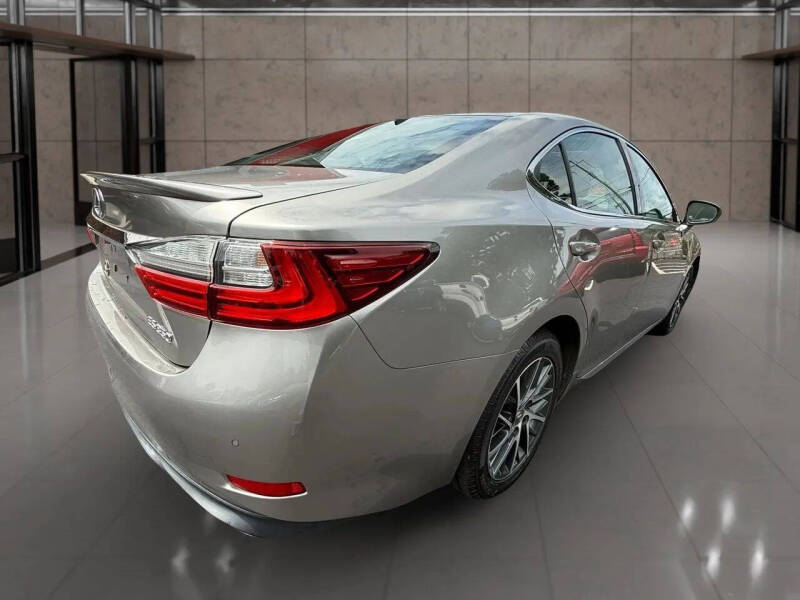 2017 Lexus ES 350