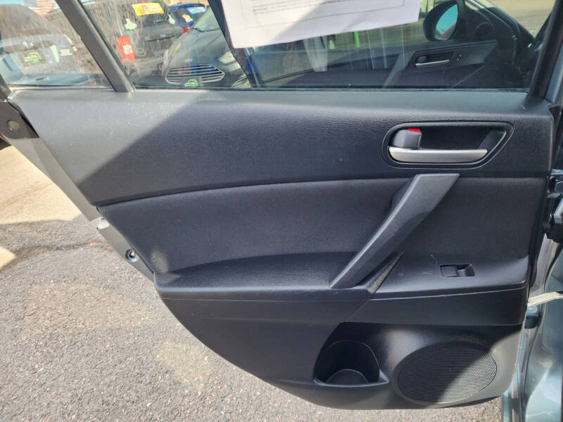 2012 Mazda MAZDA3 i Touring