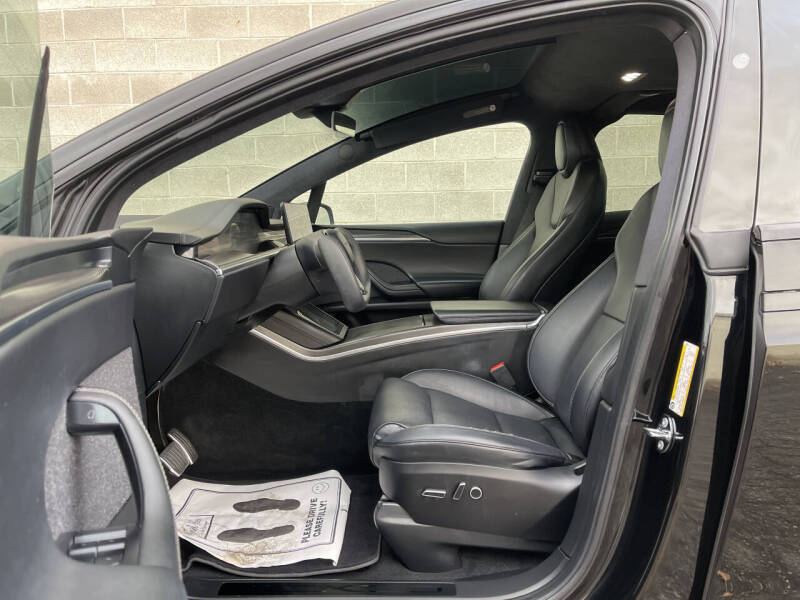 2022 Tesla Model X Plaid