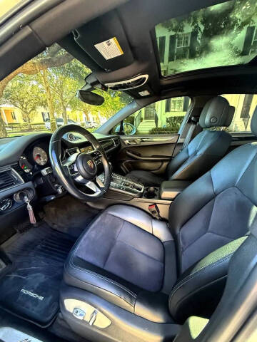 2015 Porsche Macan S