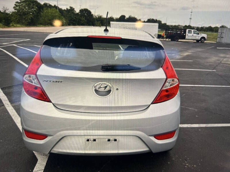 2014 Hyundai Accent SE