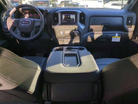 2024 GMC Sierra 2500HD Pro