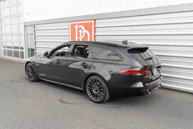 2018 Jaguar XF Sportbrake 42