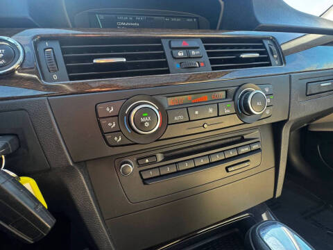 2012 BMW 3 Series