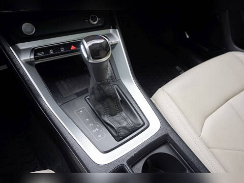 2020 Audi Q3 quattro S line Prem Plus 45 TFSI