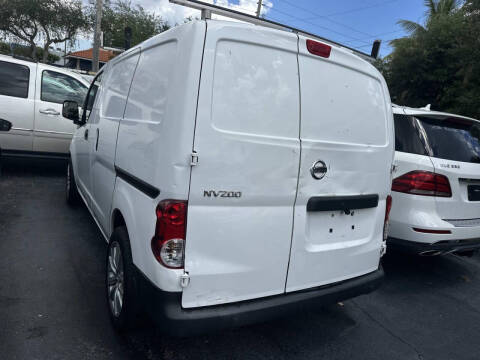 2014 Nissan NV200