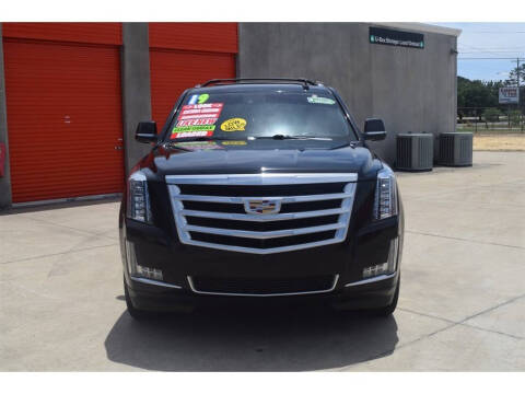 2019 Cadillac Escalade Luxury