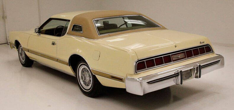 1976 Ford Thunderbird