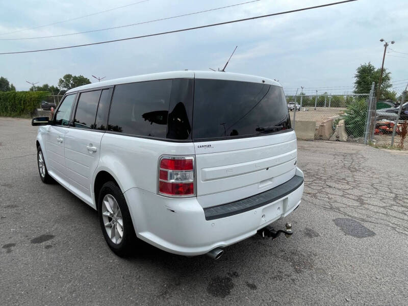 2017 Ford Flex SE