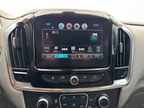 2018 Chevrolet Traverse LT Cloth