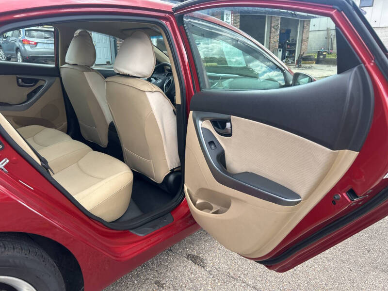 2012 Hyundai Elantra GLS