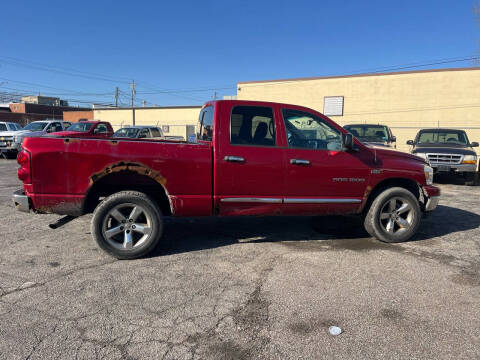 2007 Dodge Ram 1500 for sale at Enterprise Ave Auto Sales in Cleveland OH