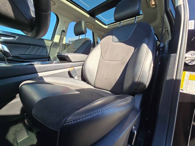 2016 Ford Edge Sport