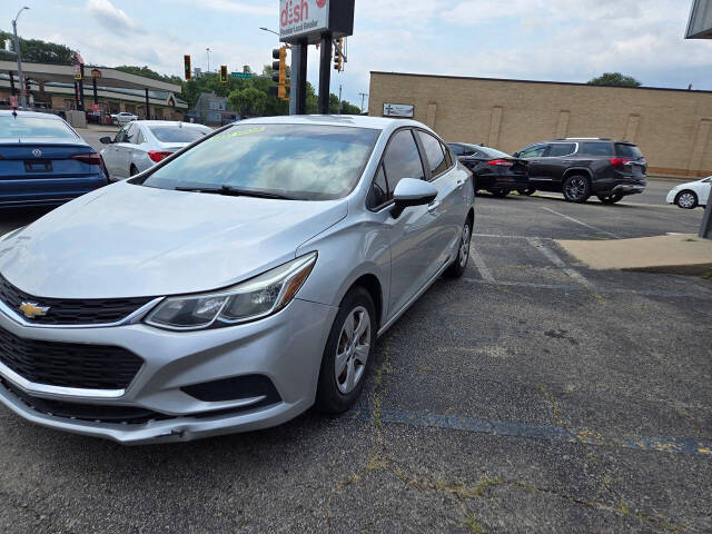 2016 Chevrolet Cruze for sale at QUALITY USED CARS LLC in Salina, KS