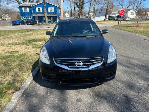2010 Nissan Altima for sale at Cash 4 Cars in Patchogue NY