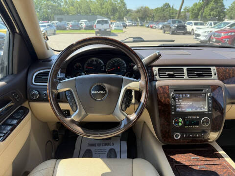 2012 GMC Yukon Denali